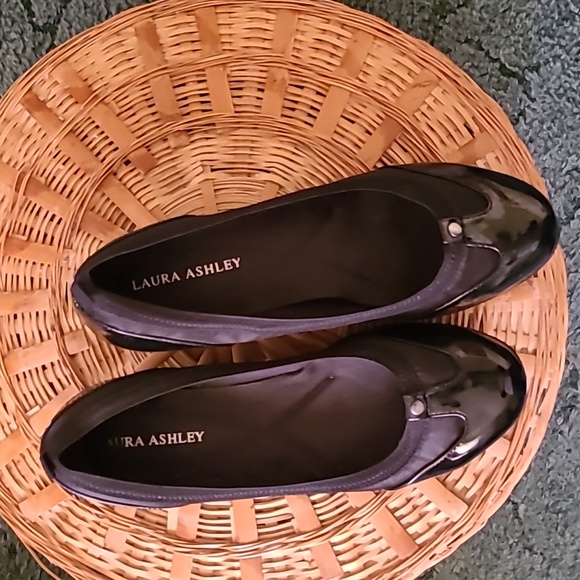 Shoes - Laura Ashley black dress shoes